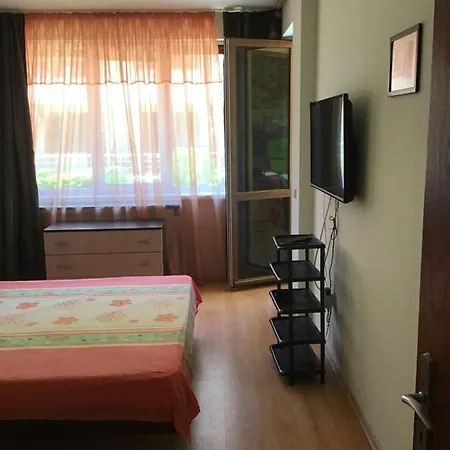 Sunnyseasons With Swimming Pool View Apartment Byala (Varna)