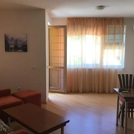 Apartment Sunnyseasons With Swimming Pool View *