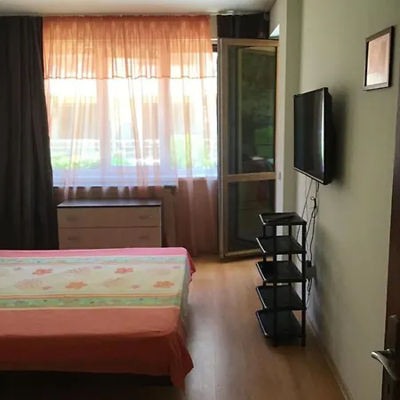 Sunnyseasons With Swimming Pool View