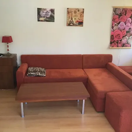 Sunnyseasons With Swimming Pool View Apartment